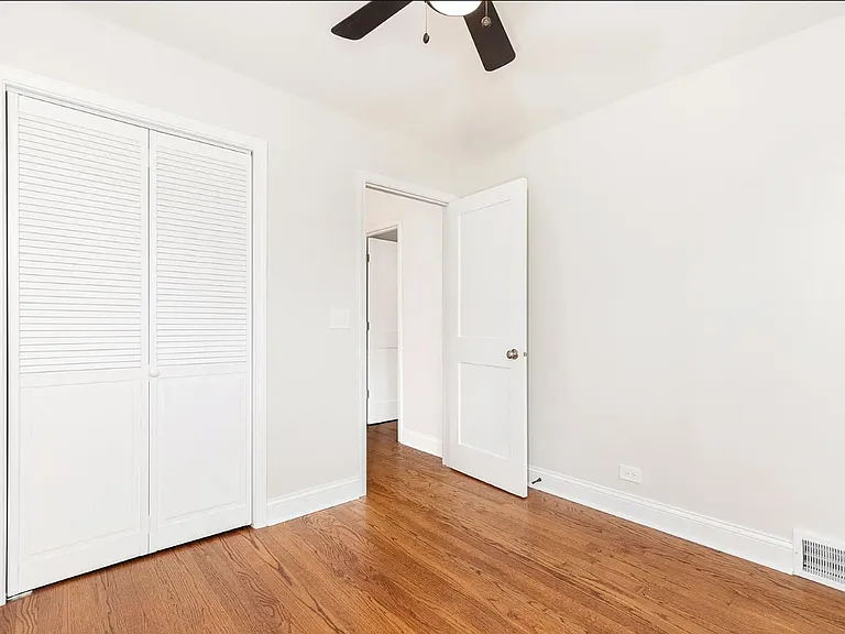 4447 Joliet Ave — Photo 20