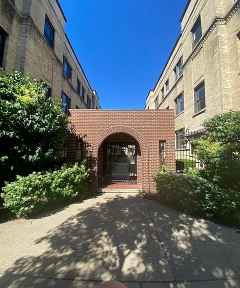 Building Gatehouse