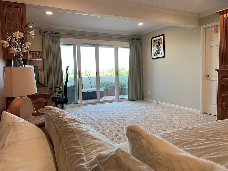 15 Oaktree Ln — Photo 32