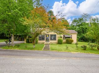 110 Ashurst Ave, Tallassee, AL 36078