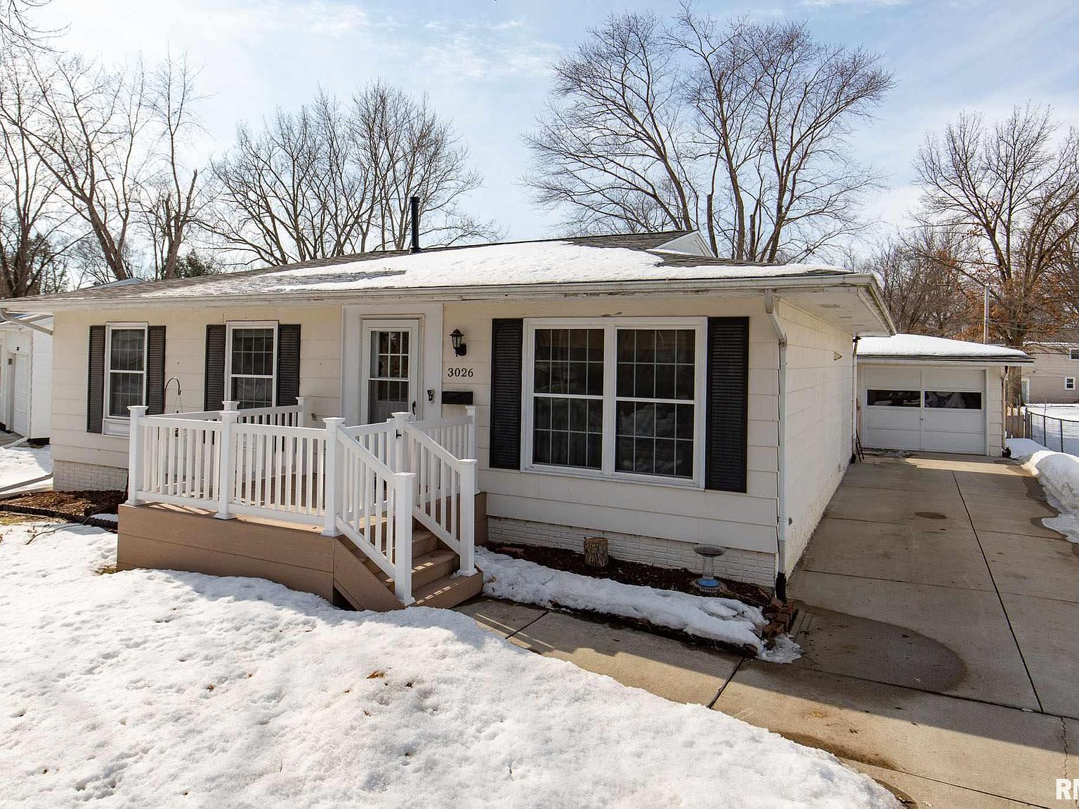 3026 Somerset Dr, Bettendorf, IA 52722 Zillow