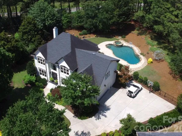 18719 Cannon Crossing Way, Davidson, NC 28036