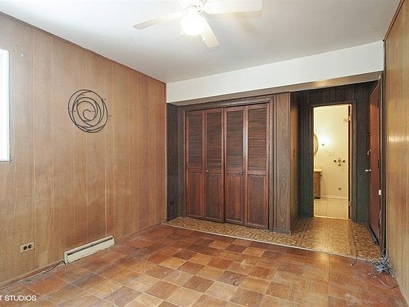 2nd image of 2205 Fulle St