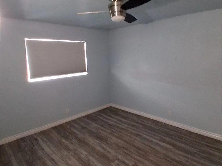 510 McKellar Cir #1 — Photo 5