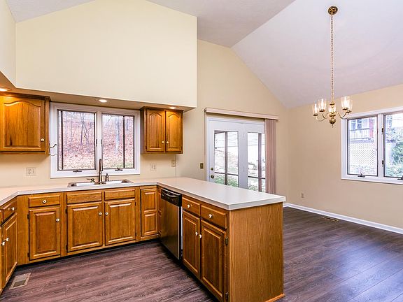 4th image of 5239 Trevino Dr