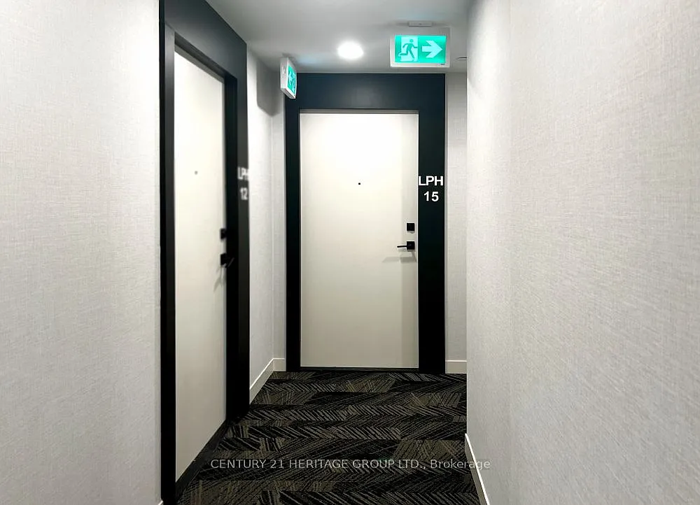 319 Jarvis St E — Photo 2