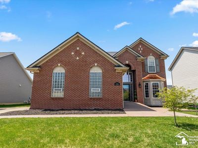27724 E Mockingbird Dr, Flat Rock, MI, 48134