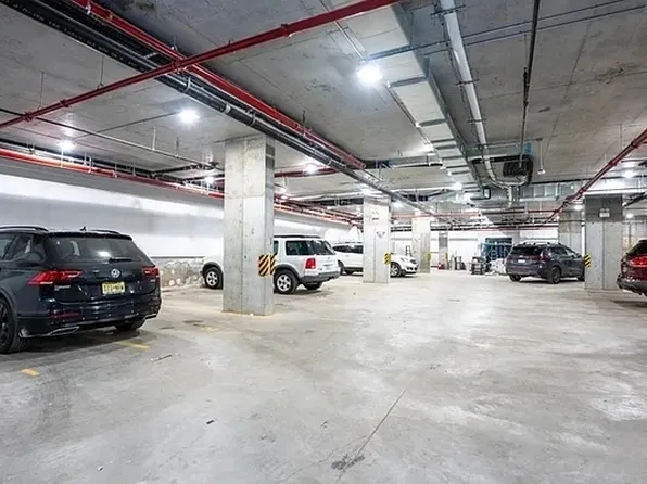 68 Gold Street image 16 of 16