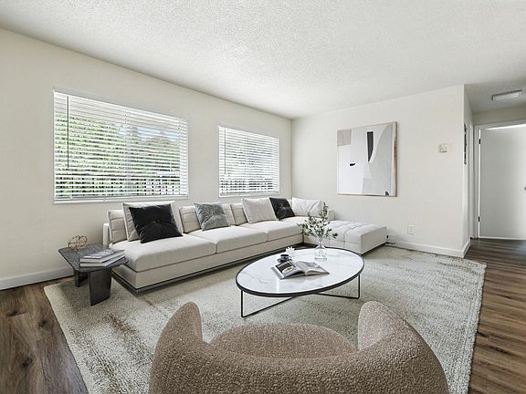 3rd image of 51 Hayes Pl SW APT 306