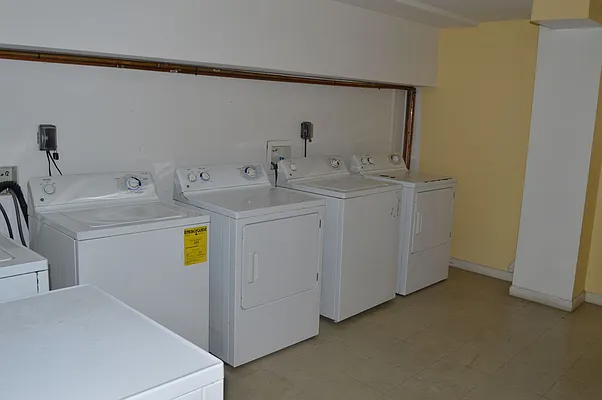 Sold by Royal Living | media 14