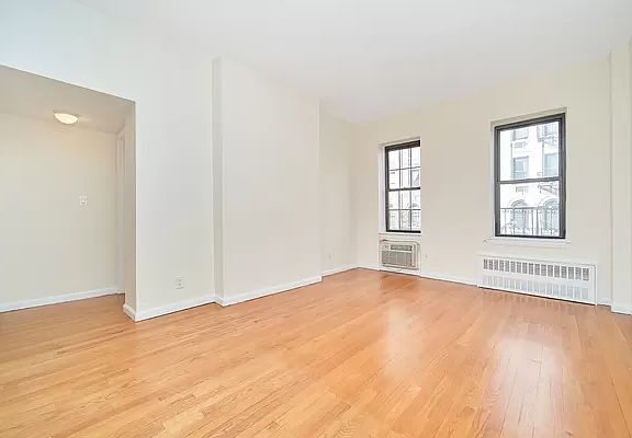 2nd image of 306 E 91st St #4B