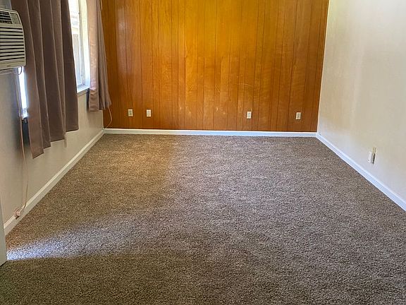 4th image of 301 Poplar St #3