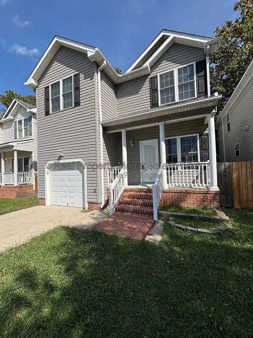 4 bed, 2.5 bath, 1478 sqft, $2,295 — Photo 2