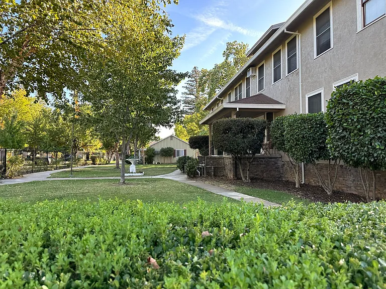 Fairhaven Estates — Photo 24