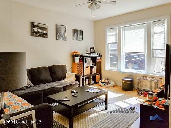5th image of 4701 N Malden St #47033