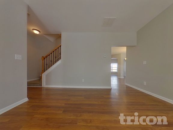 3rd image of 48 Sandstone Ct