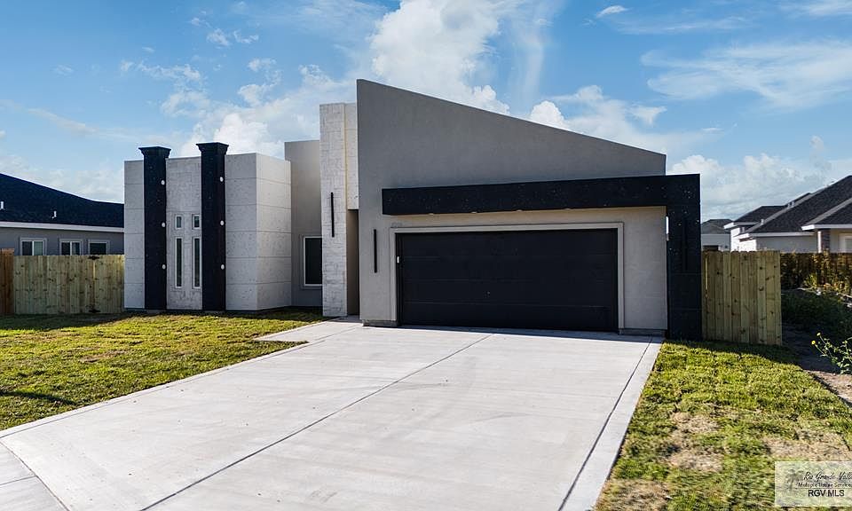 1st image of 5209 Trinity River Cir