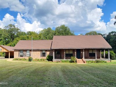 83 Grove Acres Rd, Natchez, MS, 39120