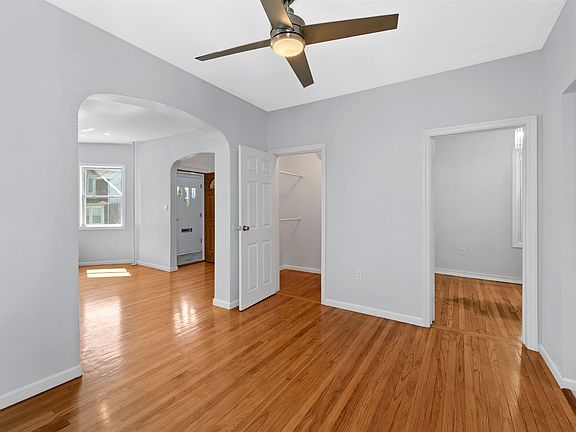 3rd image of 42 Condict St #1