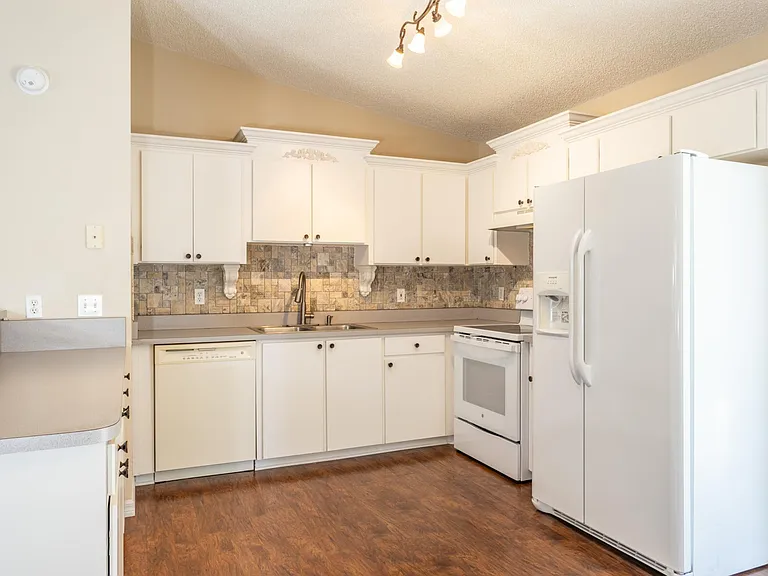3 Pine Haven Dr — Photo 6