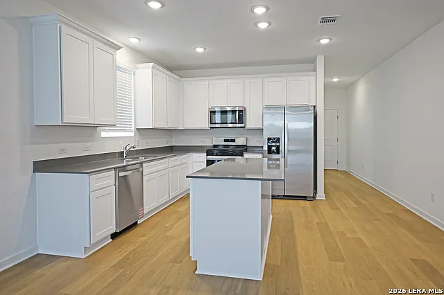 261 Elk Ave — Photo 6