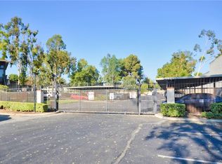 1150 S Meadow Ln APT 10, Colton, CA 92324