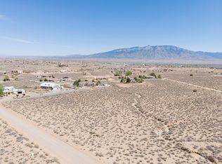 1401 Erie Ct NE, Rio Rancho, NM 87144