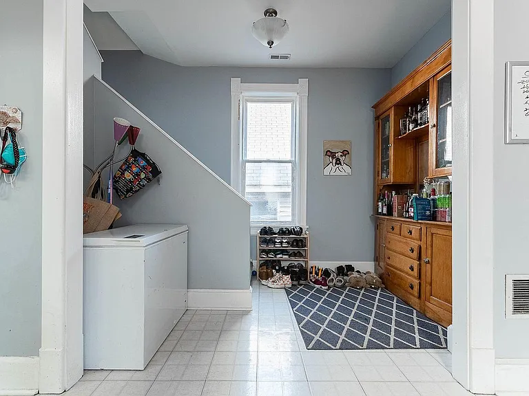 1118 N Mozart St #2 — Photo 10