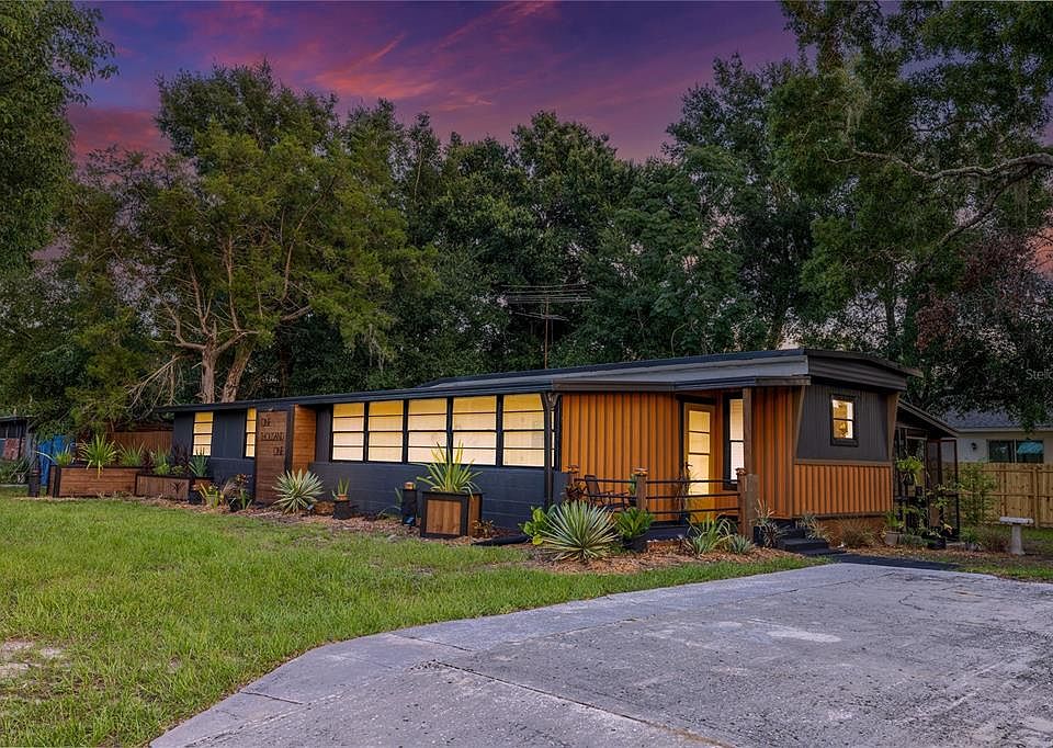 1st image of 1001 CAMELIA DRIVE