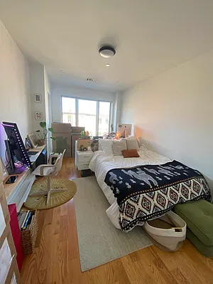 Rented by Massada Home Sales Inc | media 9