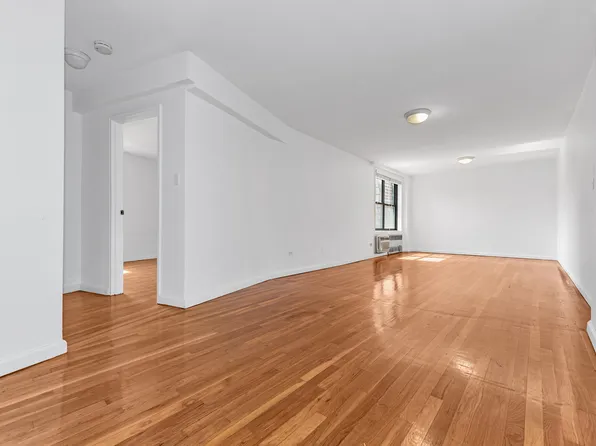 63-95 Austin Street image 4 of 6