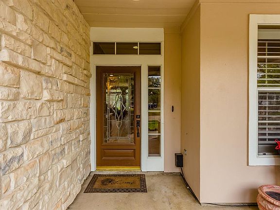 4th image of 3418 Marion Cir