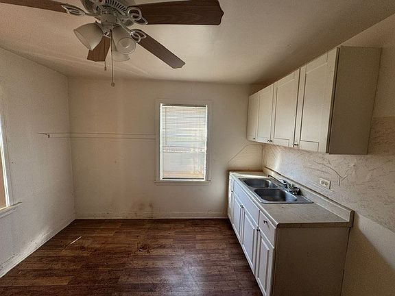 4th image of 9757 S Ingleside Ave