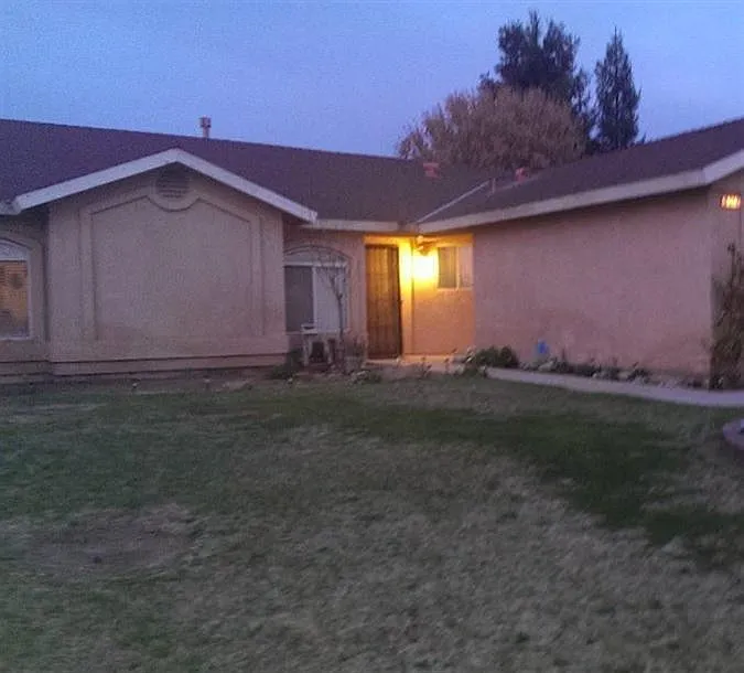 5692 W San Gabriel Ave photo 1