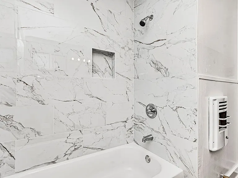 427 Palm St — Photo 9