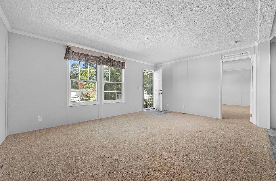 8376 Huntington Court - 1 — Photo 4