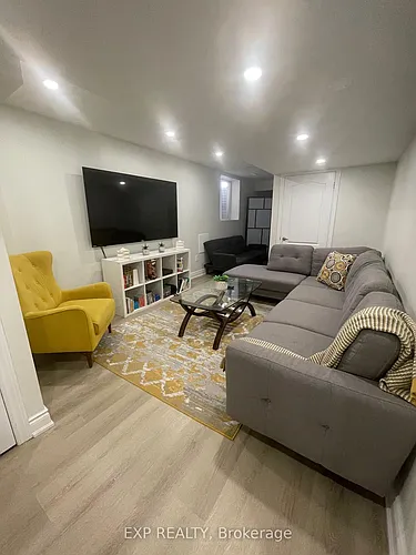138 Aylesbury Dr #BASEMENT Photo 1