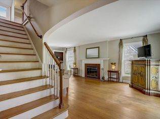 2800 N 69th St, Milwaukee, WI 53210