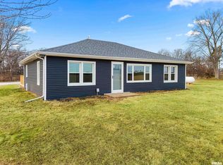5621 S Martin Weber Rd, Glasford, IL 61533
