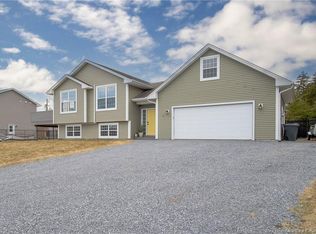 27 Jenkins Dr, Quispamsis, NB E2E0J5