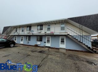 1914 Division Street - 18, New London, WI 54961