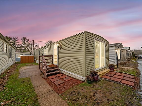 4th image of 9735 Chillicothe Rd #5