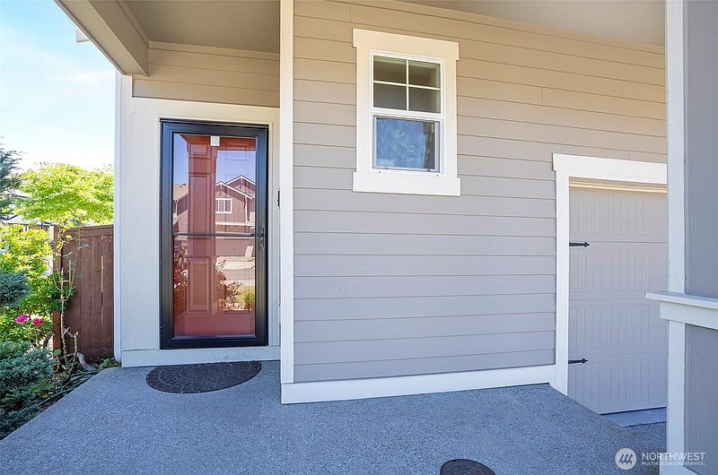 5th image of 3234 Hanna Drive NE