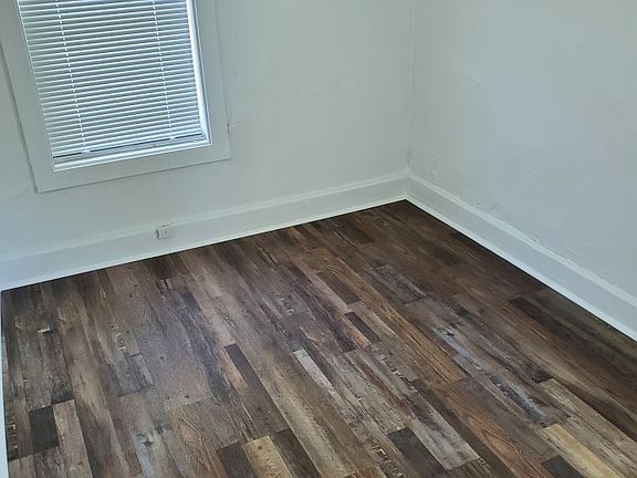 4th image of 502 S 34th St #1