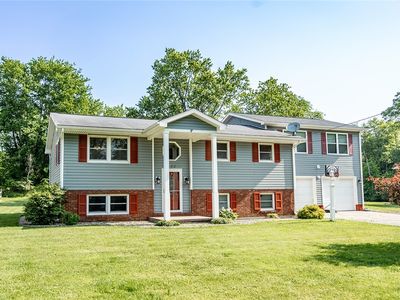 453 Falls Ave, New Castle, PA, 16105