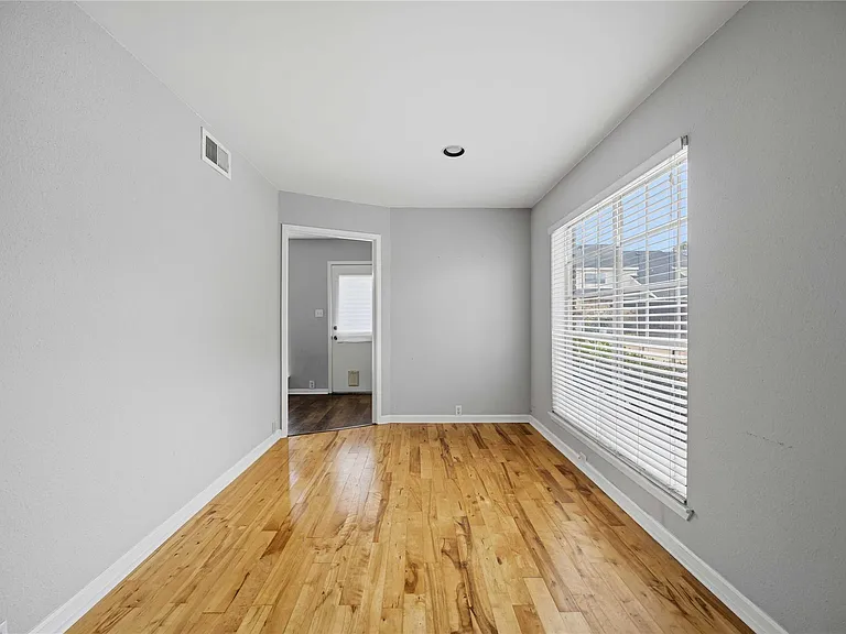 6201 Beverlyhill St #30 — Photo 8
