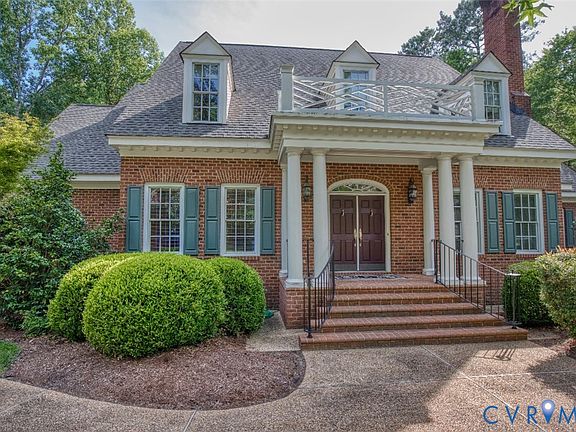 4th image of 102 Rosemount