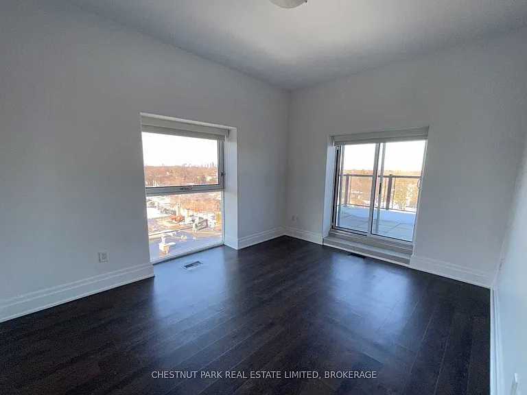 3443 Bathurst St #405 — Photo 21