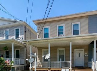 32 Gurnee Ave, Haverstraw, NY 10927