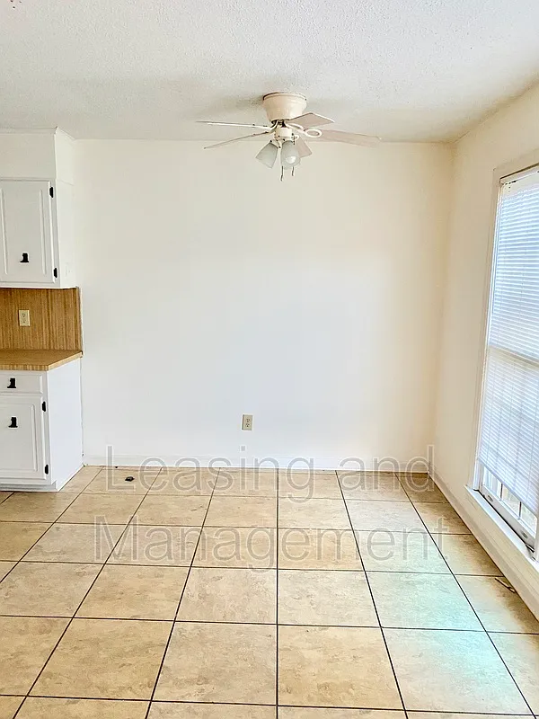 2 bed, 1.0 bath, 1000 sqft, $1,500 — Photo 4
